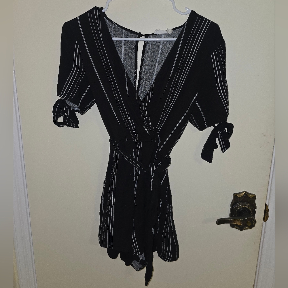 Lush Black and White Striped Wrap Romper Size: Small